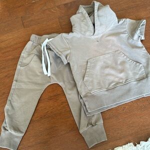 Little bipsy 3-4T boys outfit